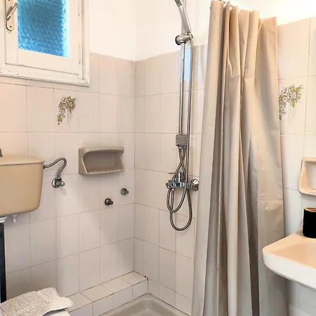 Brounos Apartment Kontokali